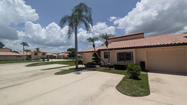Building Photo - Beautifully Renovated 2BR/2BA Home in Martin Downs Golf Community – annual rental