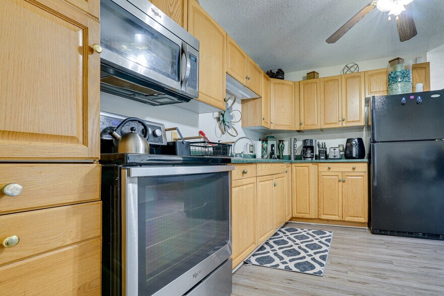 Building Photo - 1111 E Grant St