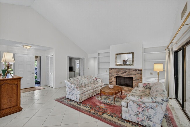 Building Photo - 17001 Freshwind Cir