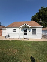 Building Photo - 1903 Nicholson St