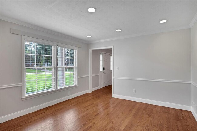 Building Photo - 5223 Davantry Dr