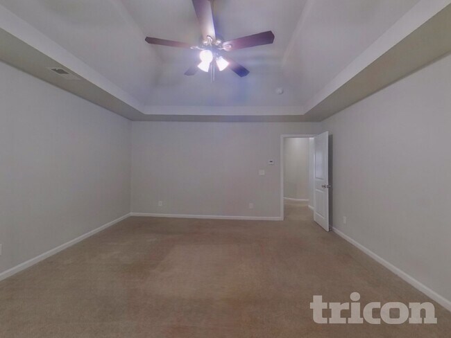 Building Photo - 64 Ledford Way