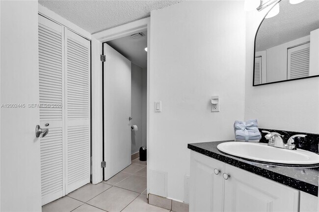 Building Photo - 8255 SW 152nd Ave