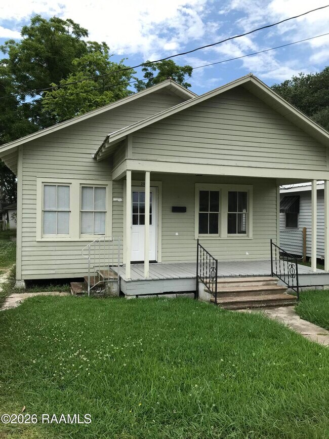 Building Photo - 250 Blanchard St