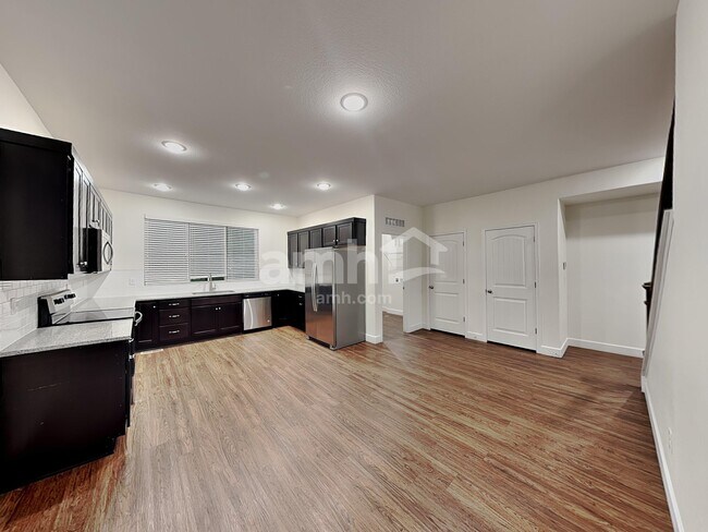 Building Photo - 4267 Crestone Peak St