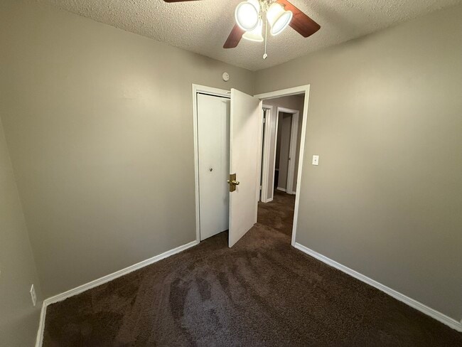 Building Photo - 5010 N Crystal Ave
