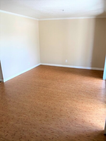 Building Photo - 101 W Canada