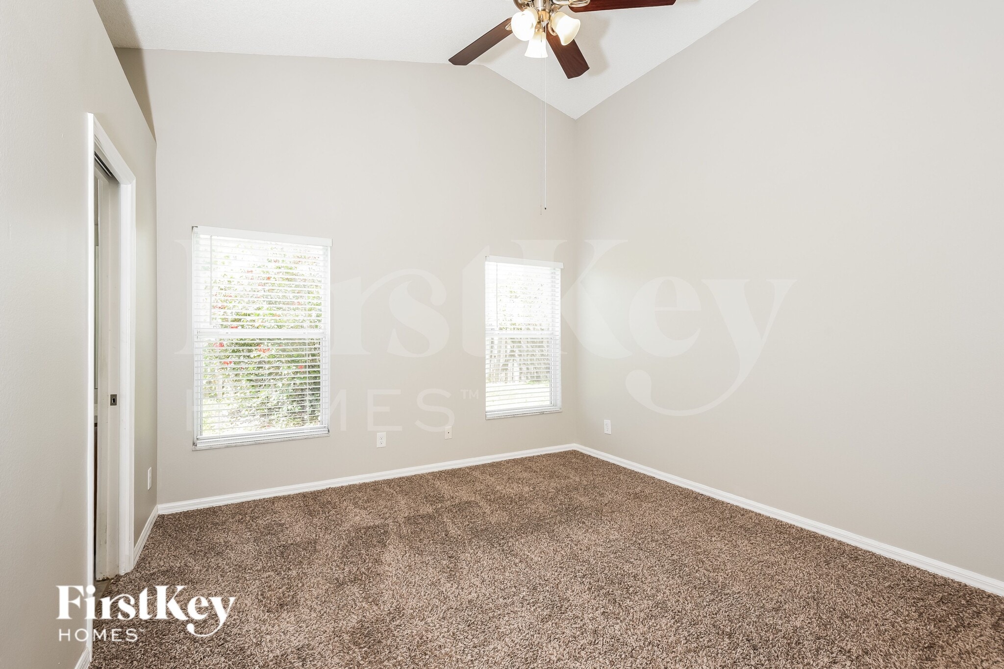 Building Photo - 4224 Kingbird Ct