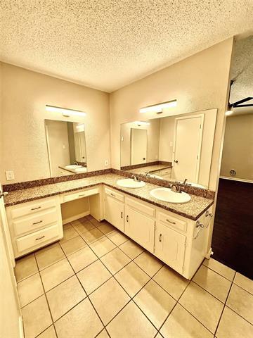 Building Photo - 10628 Pagewood Dr