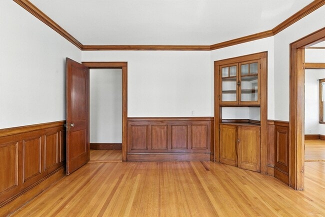 Building Photo - 29 Arbroth St