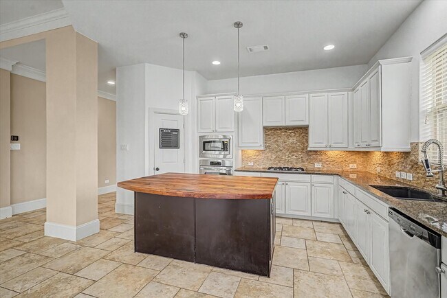 Building Photo - 27123 Camirillo Creek Ln