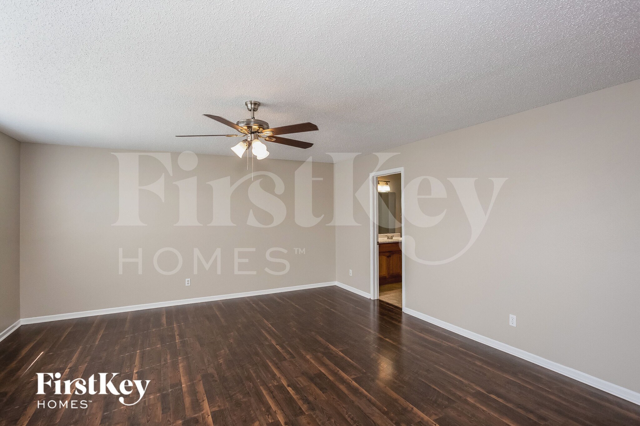 Building Photo - 9518 W Midnight Dr