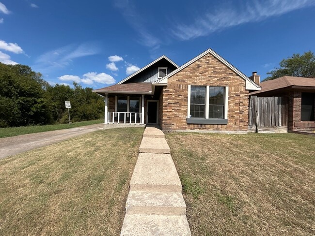 Building Photo - An Affordable and Beautiful Home