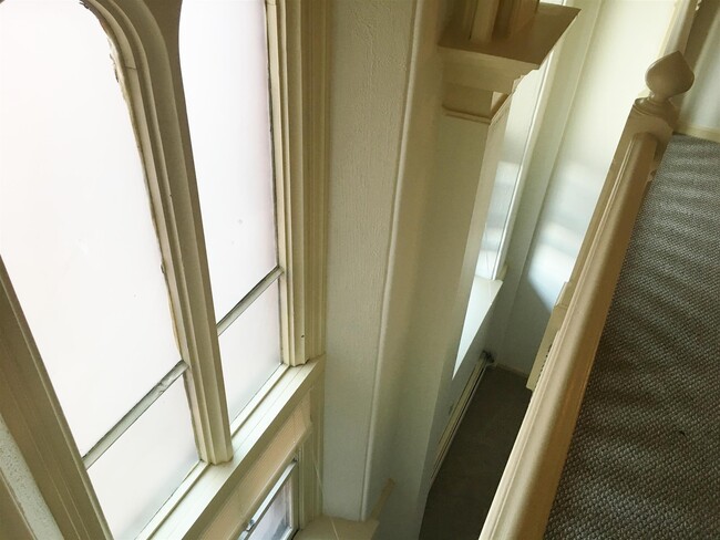 Building Photo - 124 Orange St