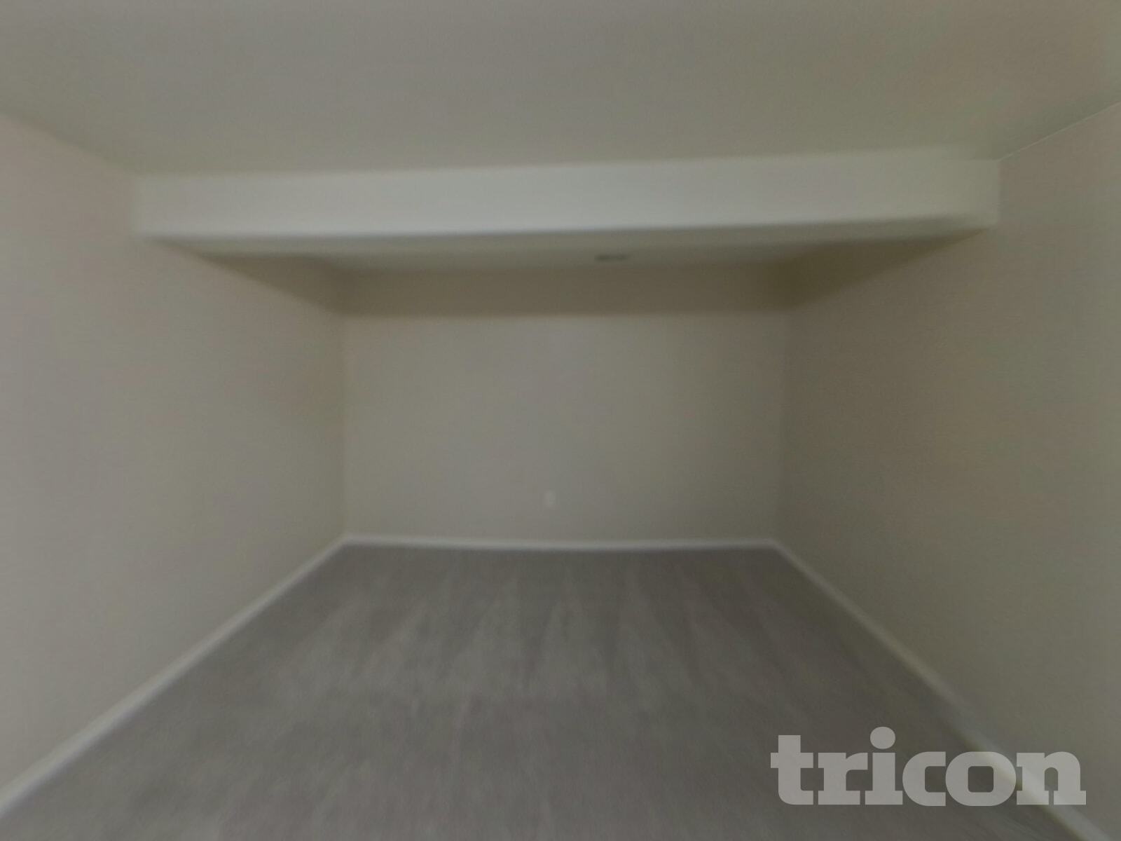 Building Photo - 5950 Fescue Dr