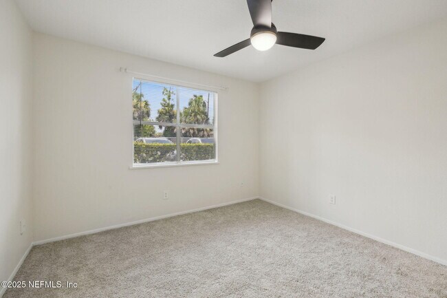 Building Photo - 9 Arbor Club Dr