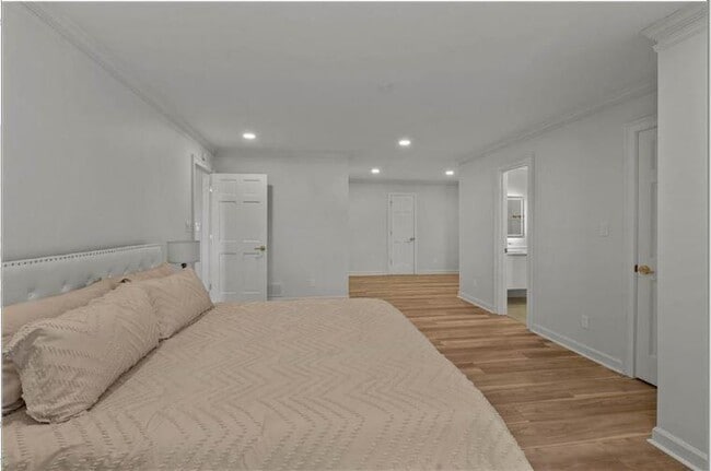 Building Photo - 5425 Hoylake Ct