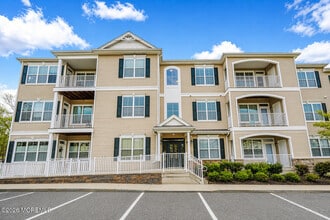 Building Photo - 624 Sloan Ct