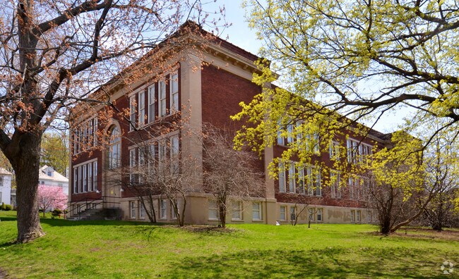 Building Photo - 1675 Avenue B