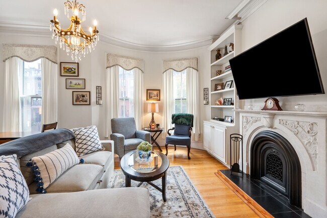 Building Photo - 597 Tremont St