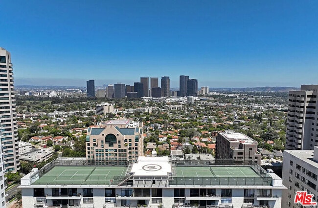 Building Photo - 10535 Wilshire Blvd