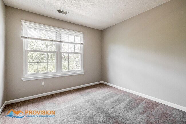 Building Photo - 2589 Ambling Cir