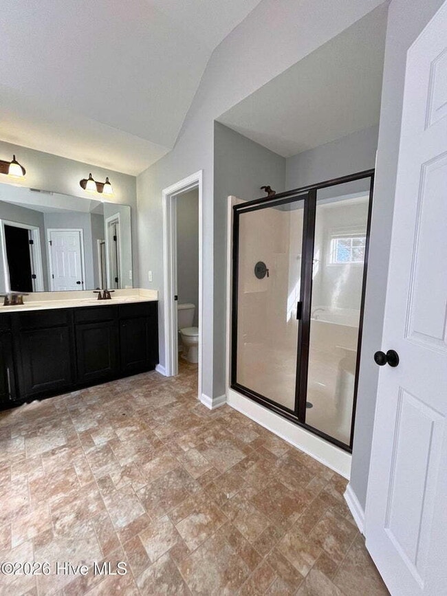 Building Photo - 121 Stone Gate