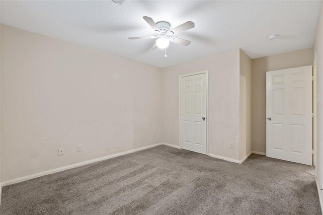 Building Photo - 12502 Hackberry Dr