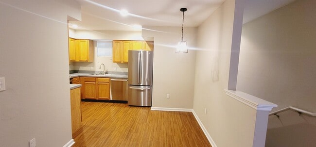 Building Photo - 2300 Timber Oak Ln