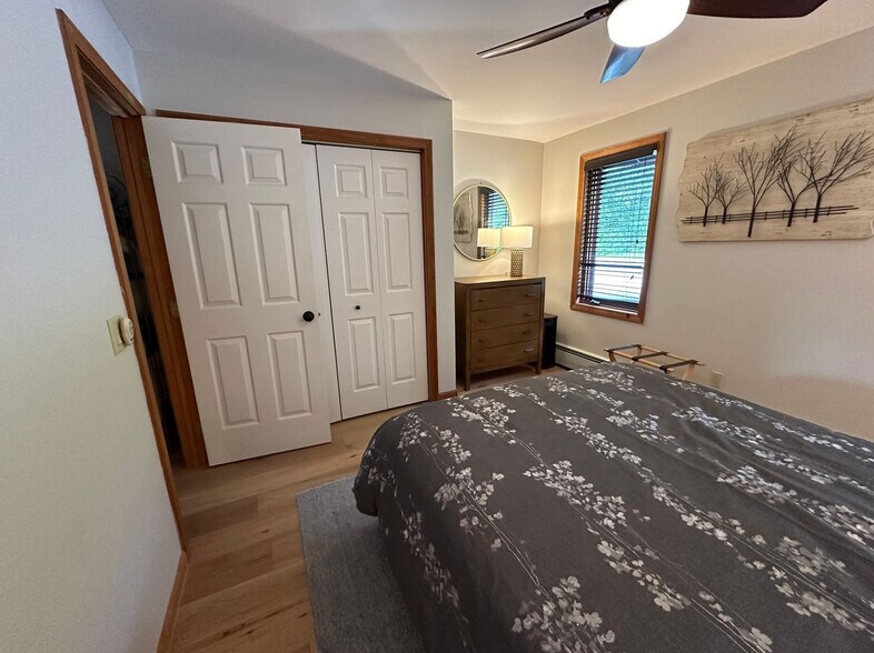 Building Photo - 136 Black Pine