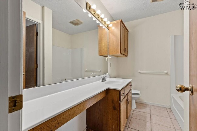 Building Photo - 4705 Eldorado Dr