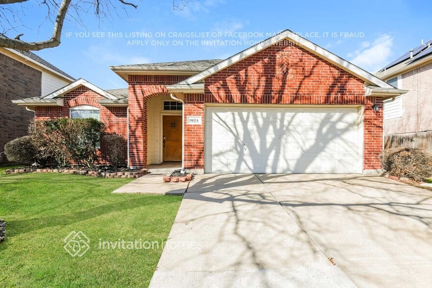 Primary Photo - 9124 Friendswood Dr