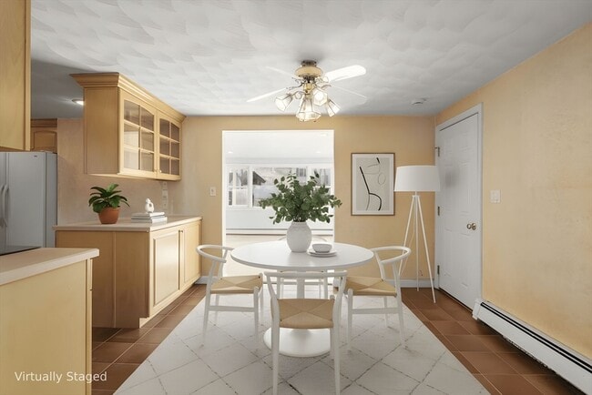 Building Photo - 8 Stanley St