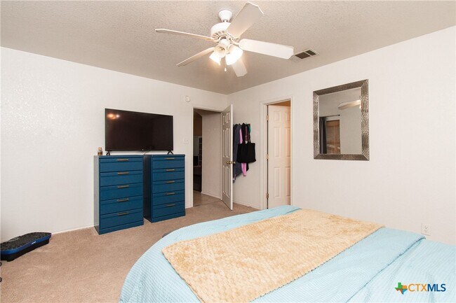 Building Photo - 4310 Neta Dr