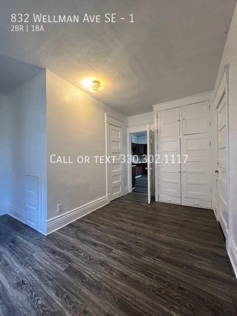 Building Photo - Large 2 bedroom first floor unit for rent ...