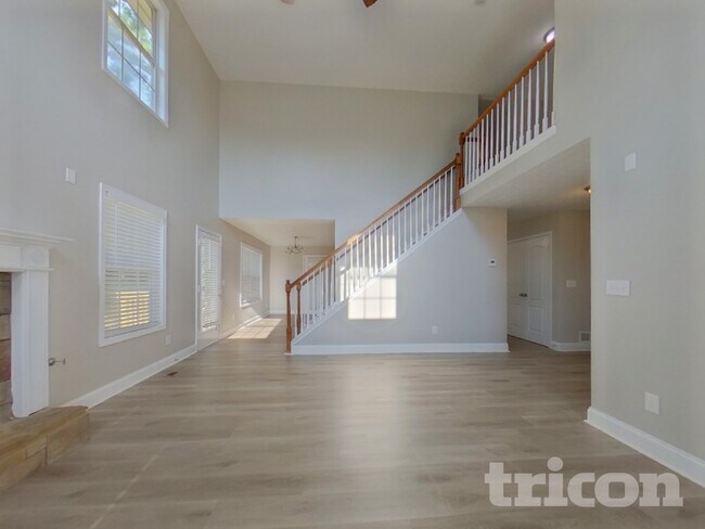 Building Photo - 249 Indian Lake Trail