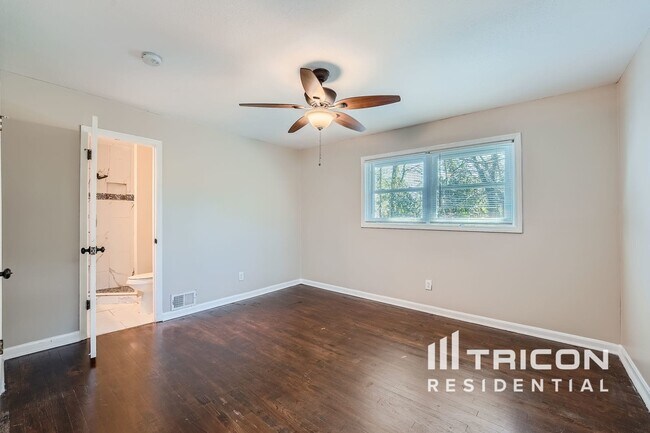 Building Photo - 1695 Virginia Cir