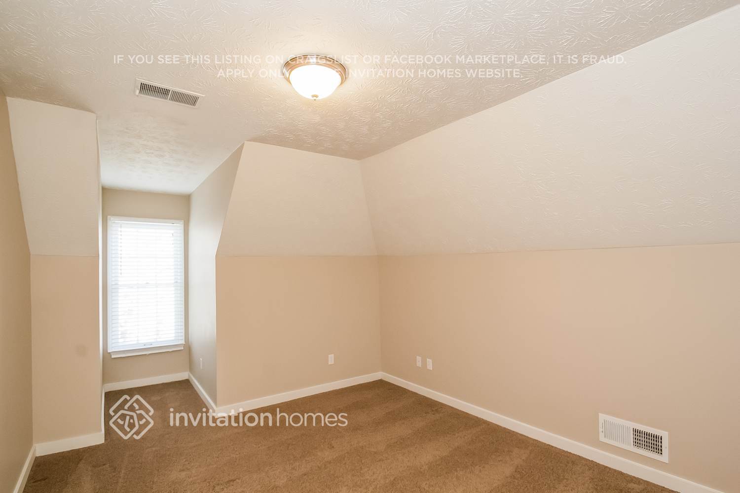 Building Photo - 500 Clear Lake Ln
