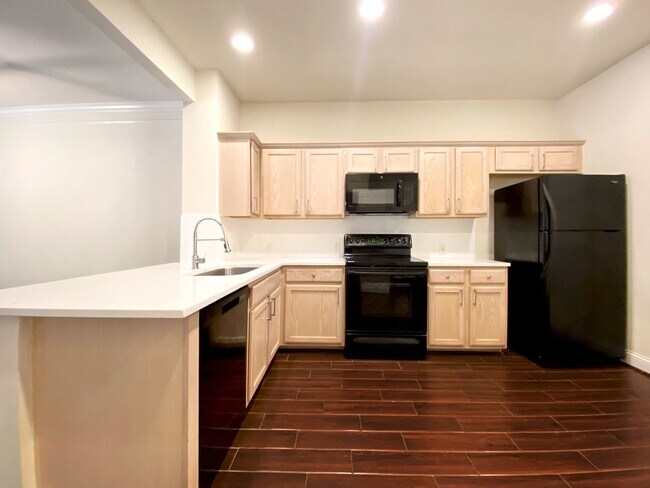 Building Photo - 54 Alderon Woods Pl