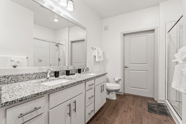 Building Photo - 14532 Star Water Rd