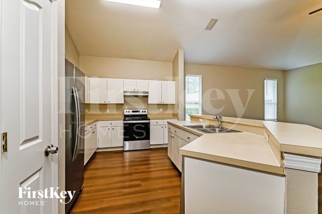 Building Photo - 4413 Winding River Dr