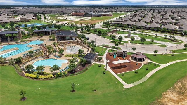 Building Photo - 9720 Lariat Dr