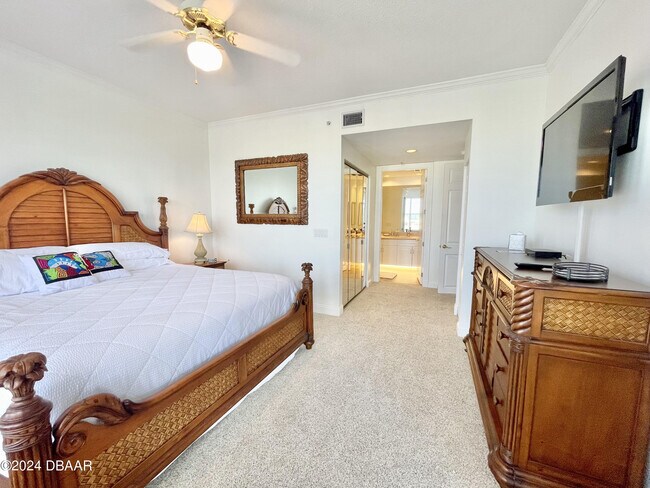 Building Photo - 4626 Harbour Village Blvd