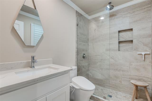 Building Photo - 4516 Emerson Ave