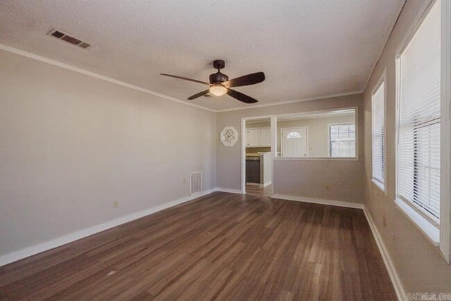 Building Photo - 12308 Loganberry Dr