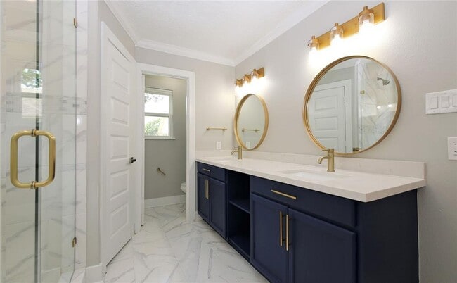 Building Photo - 15610 Stoney Fork Dr