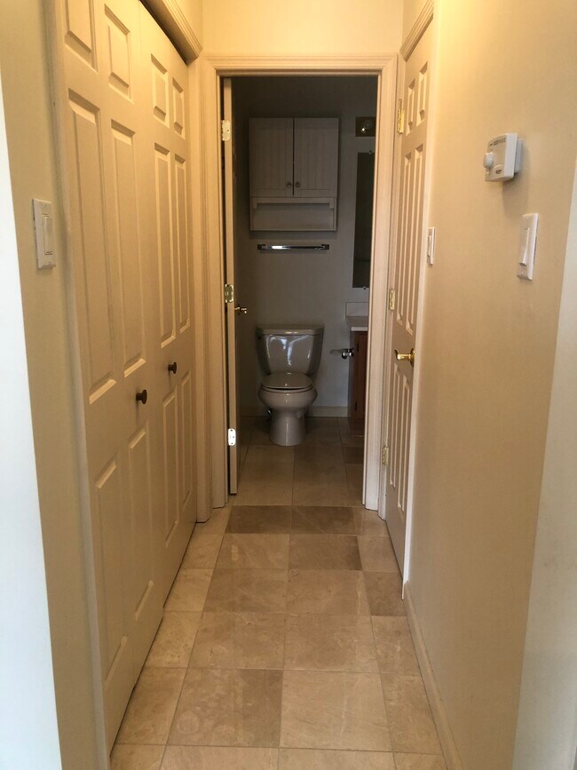 Laundry haBathll to - 141 Easterly Dr