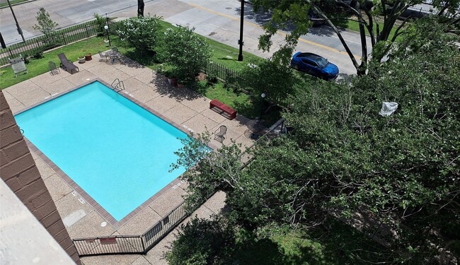 Building Photo - 7510 Hornwood Dr