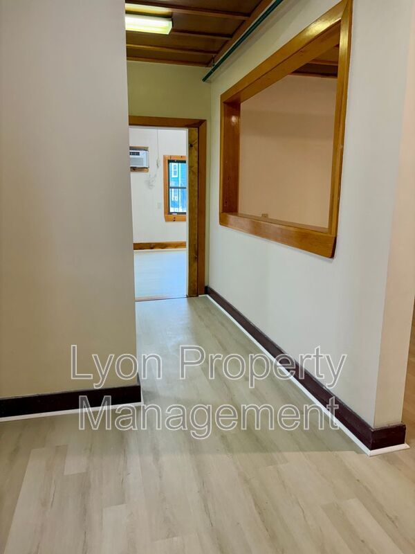 Building Photo - 262 Illinois St