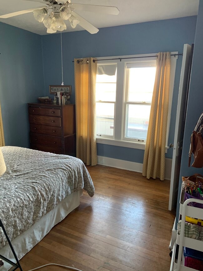 Building Photo - 4207 Barker Ave